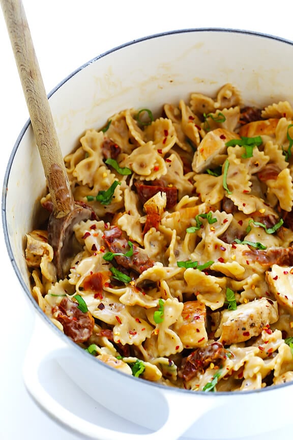 Creamy Pasta with Chicken & Sun-Dried Tomatoes -- ready to go in 30, and made with a lightened-up sauce | gimmesomeoven.com