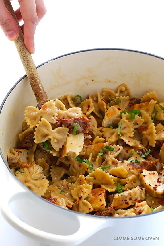 Creamy Pasta with Chicken & Sun-Dried Tomatoes -- ready to go in 30, and made with a lightened-up sauce | gimmesomeoven.com