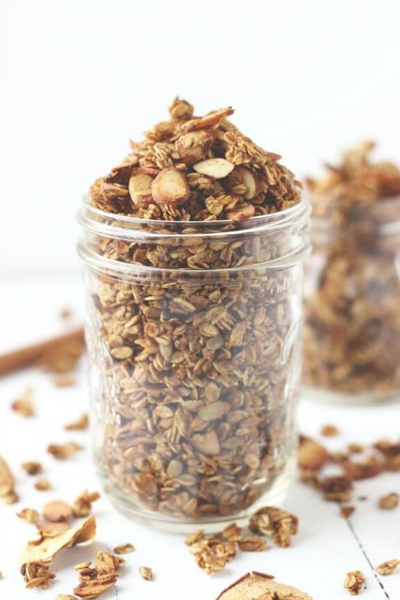 Apple Spice Granola | blahnikbaker.com