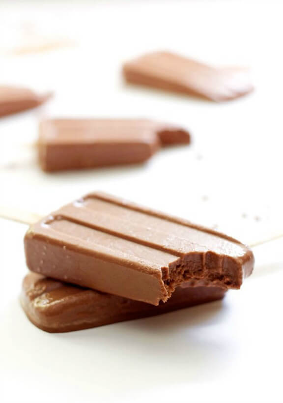 Greek Yogurt Fudgesicles | reciperunner.com