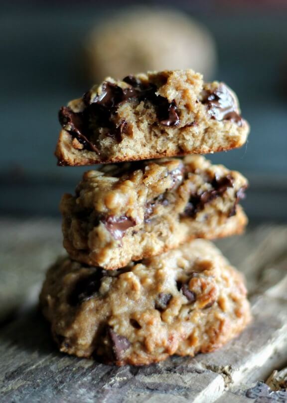 Whole Wheat Banana Oatmeal Chocolate Chip Cookies | ambitiouskitchen.com