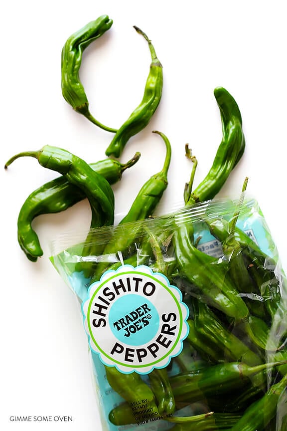 Easy Sesame Shishito Peppers Recipe | gimmesomeoven.com