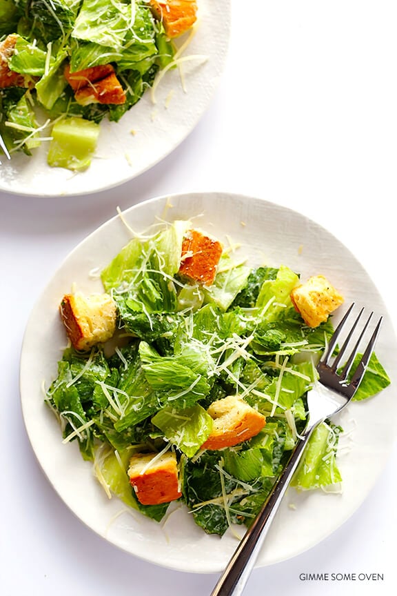 Lighter Caesar Salad Recipe -- made with a creamy Greek yogurt Caesar dressing | gimmesomeoven.com