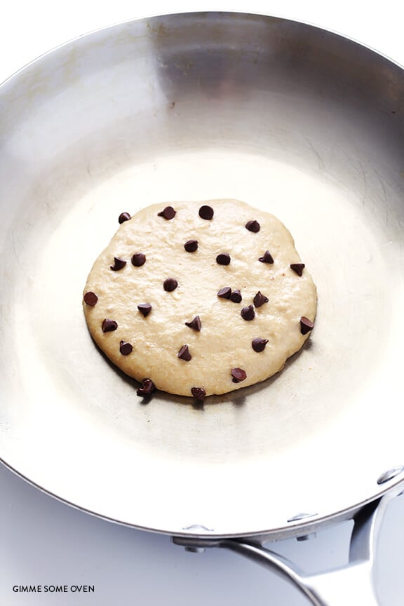 Whole Wheat Peanut Butter Chocolate Chip Pancakes | gimmesomeoven.com