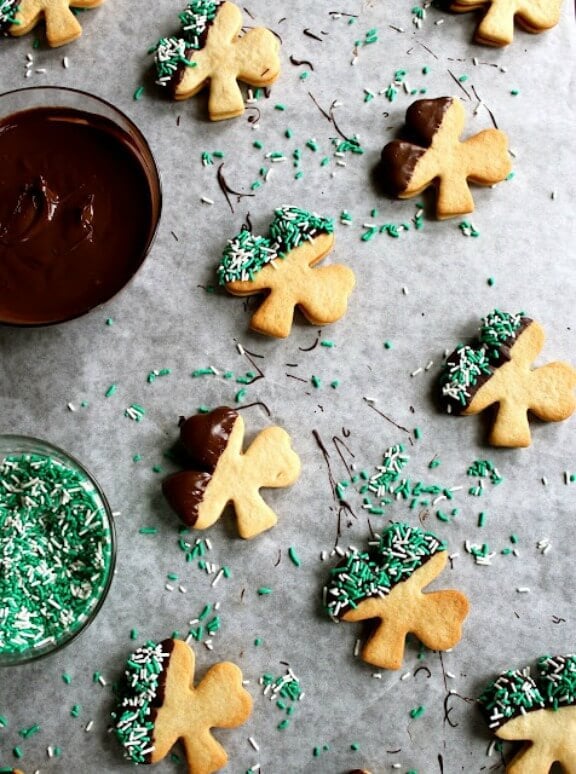 Baileys Irish Cream Cookies | buttercreamblondie.com