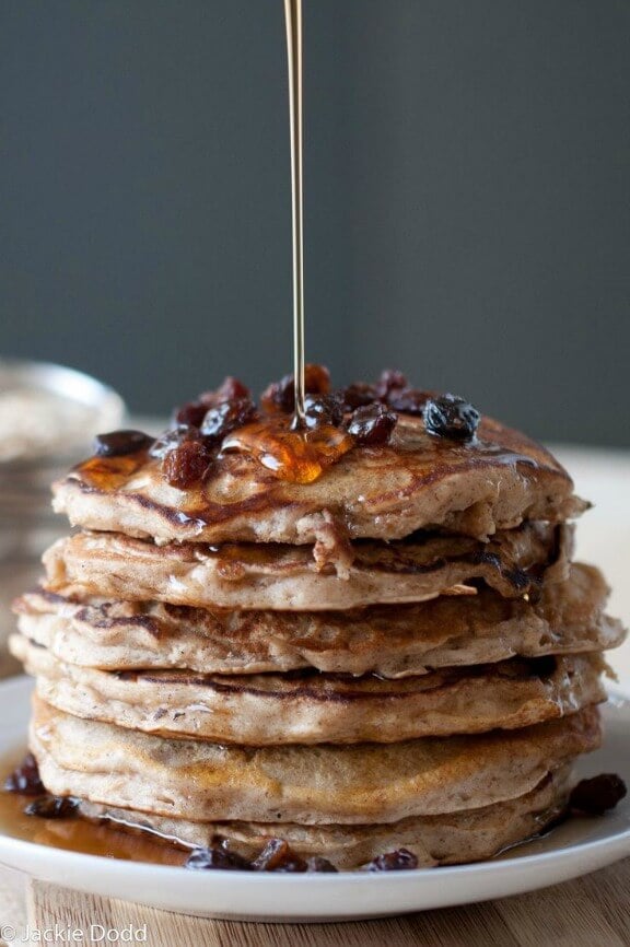 Oatmeal Cookie Pancakes | domesticfits.com