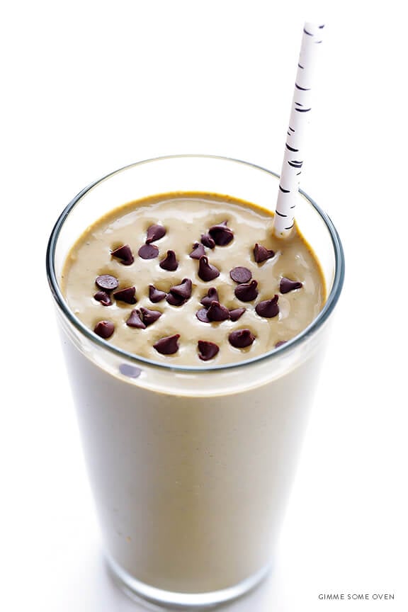 Chocolate Peanut Butter Green Smoothie | gimmesomeoven.com