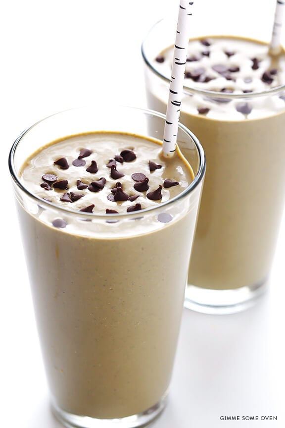 Chocolate Peanut Butter Green Smoothie | gimmesomeoven.com