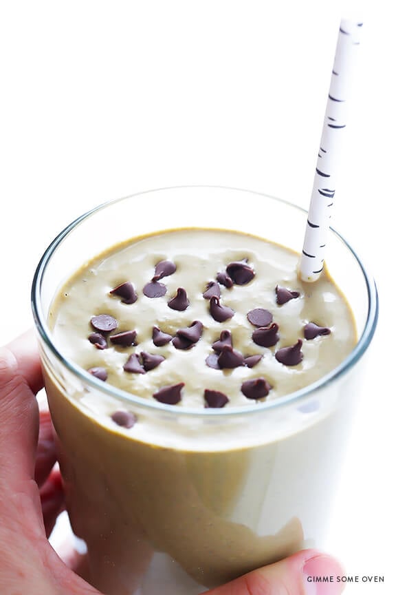 Chocolate Peanut Butter Green Smoothie | gimmesomeoven.com
