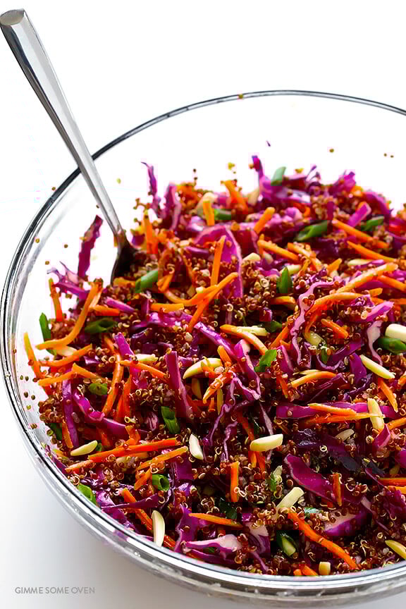 Easy Asian Quinoa Salad -- quick and easy to make, full of protein, and super delicious! | gimmesomeoven.com