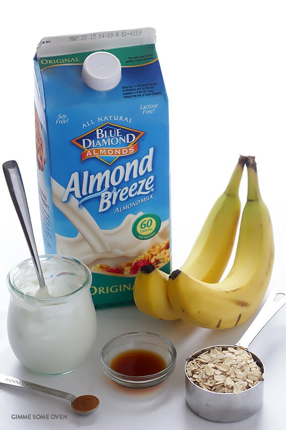 Banana Bread Smoothie | gimmesomeoven.com