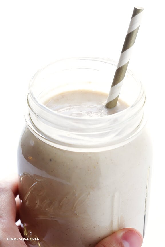 Banana Bread Smoothie -- quick and easy, protein-packed, and tastes just like the bread that inspired it! | gimmesomeoven.com