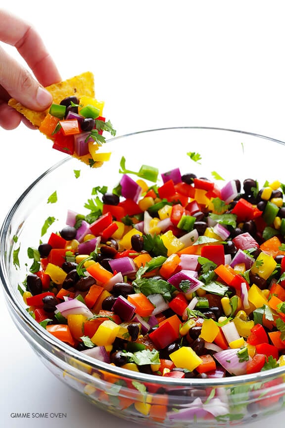 Rainbow Salsa -- easy to make, and so fresh and tasty! | gimmesomeoven.com