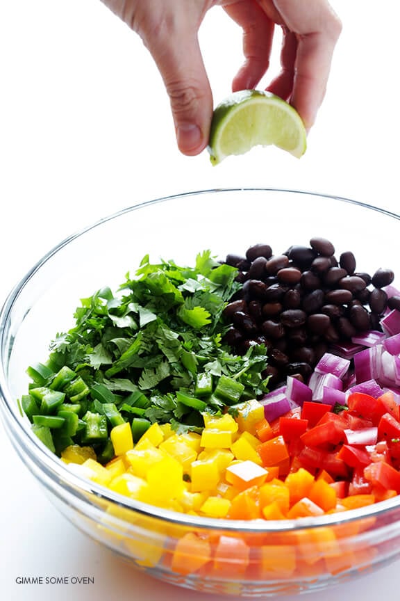 Rainbow Salsa -- easy to make, and so fresh and tasty! | gimmesomeoven.com