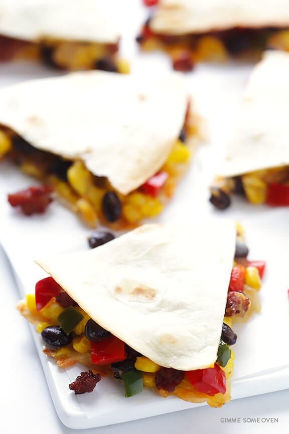 Southwestern Breakfast Quesadillas | gimmesomeoven.com