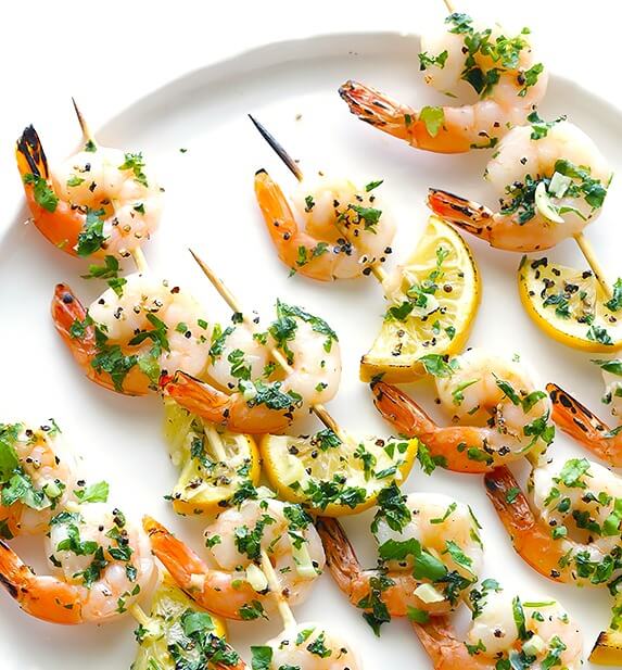 Shrimp Scampi Skewers | gimmesomeoven.com