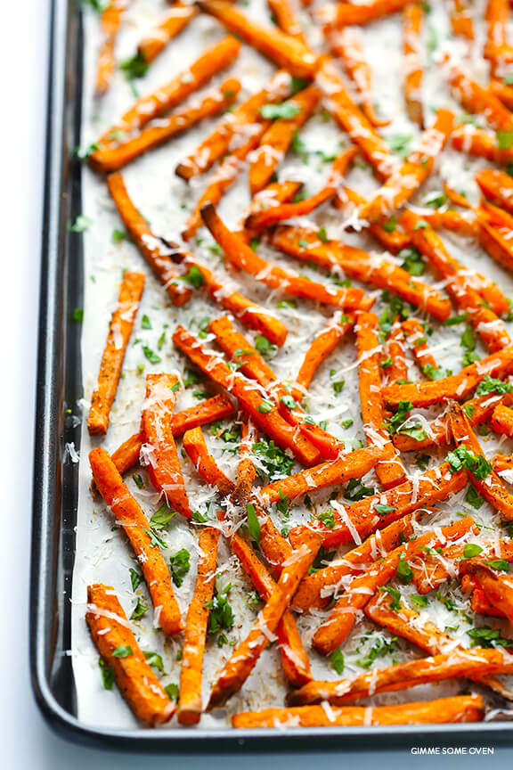 Baked Parmesan Sweet Potato Fries -- easy to make, healthier than the fried version, and super tasty | gimmesomeoven.com