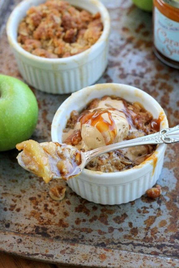 Caramel Apple Crumble (gluten free) | bakerita.com