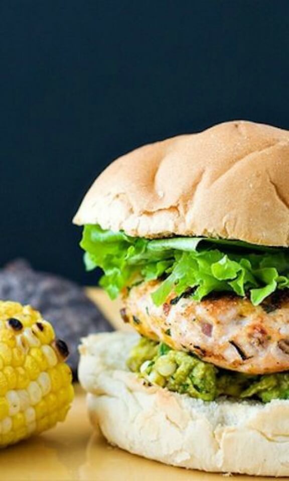 Cheddar Jalapeno Burgers with Guacamole | skinnymom.com