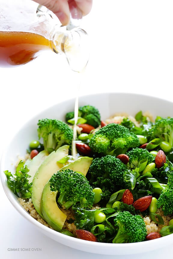 Easy Superfood Quinoa Bowl -- full of delicious superfoods, and topped with almonds and a sesame vinaigrette | gimmesomeoven.com