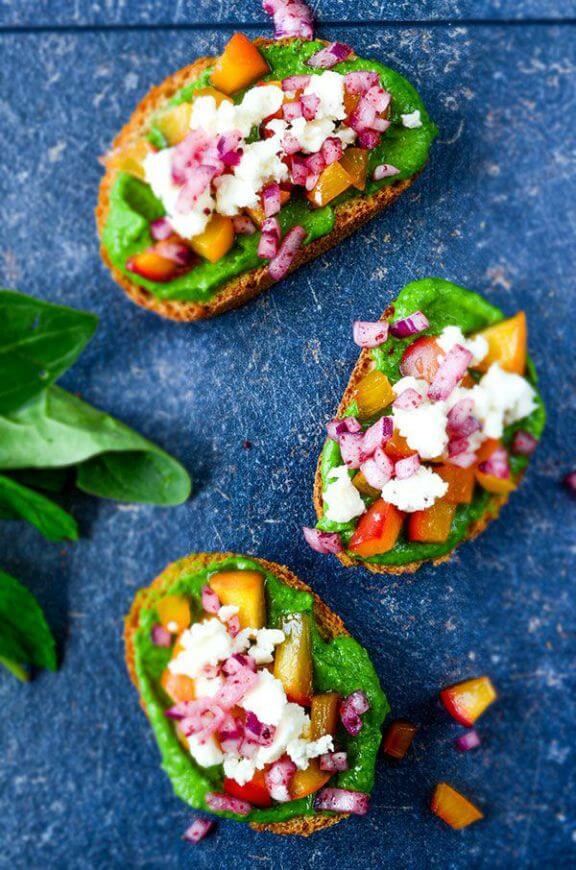 Peach Bruschetta with Avocado Sauce | giverecipe.com