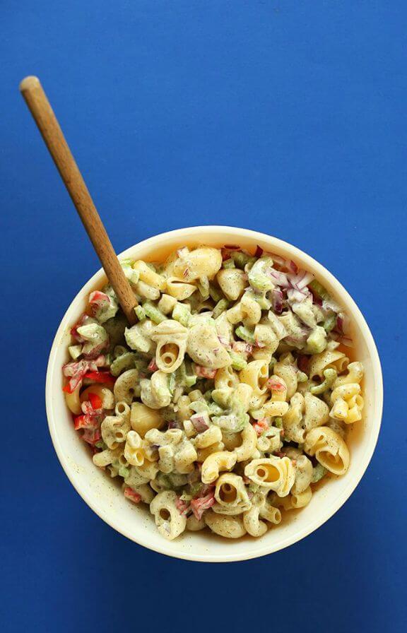 Vegan Macaroni Salad | minimalistbaker.com