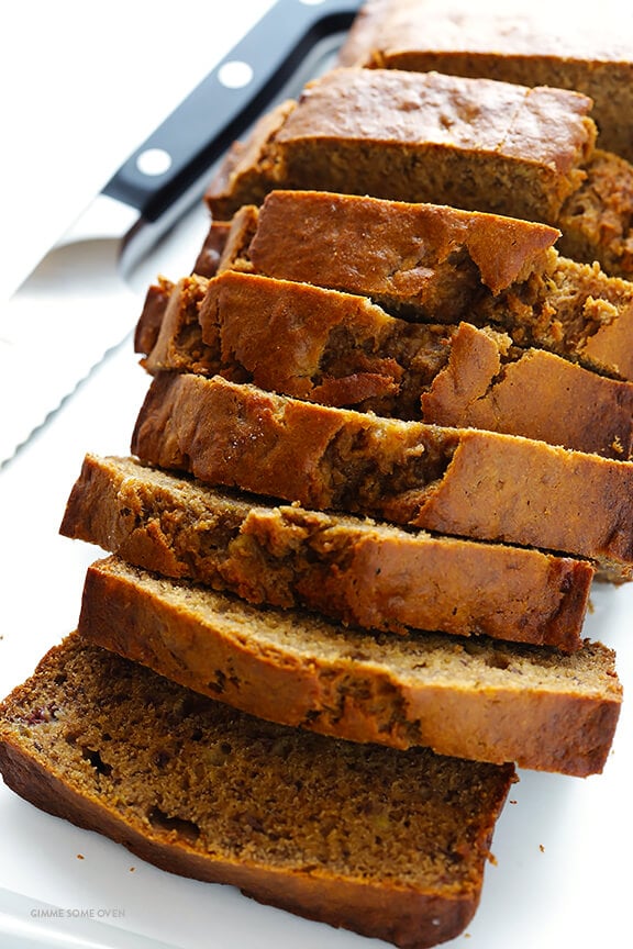 This banana bread recipe is naturally-sweetened with maple syrup, easy to make, and SO moist and delicious | gimmesomeoven.com