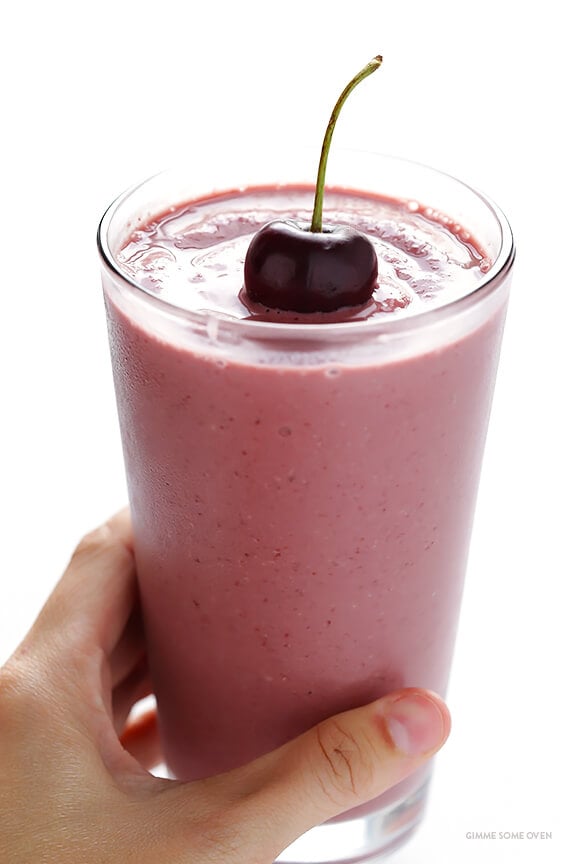 Cherry Pie Smoothie -- full of protein, easy to make, and it tastes like the pie that inspired it! | gimmesomeoven.com