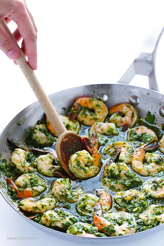 Chimichurri Shrimp -- full of the BEST fresh flavors, and ready to go in about 10 minutes! | gimmesomeoven.com