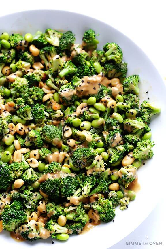 Asian Broccoli Salad with Peanut Sauce | gimmesomeoven.com