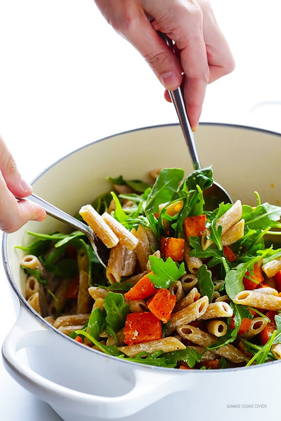 https://www.gimmesomeoven.com/wp-content/uploads/2015/09/5-Ingredient-Butternut-Squash-Arugula-and-Goat-Cheese-Pasta-42.jpg