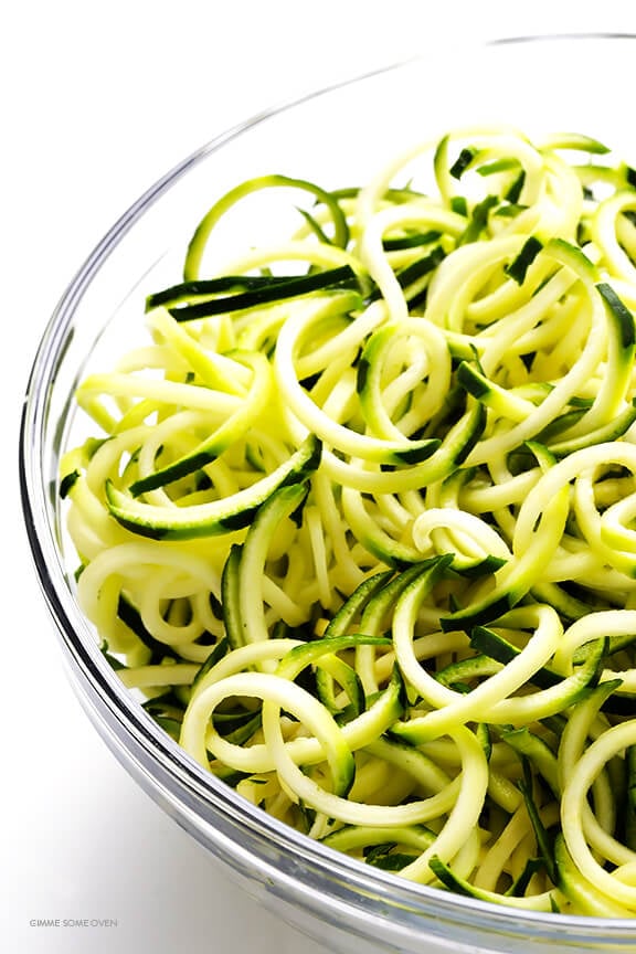 Zoodles Marinara (Zucchini Noodles with Chunky Tomato Sauce) -- easy to make, and SO delicious! | gimmesomeoven.com