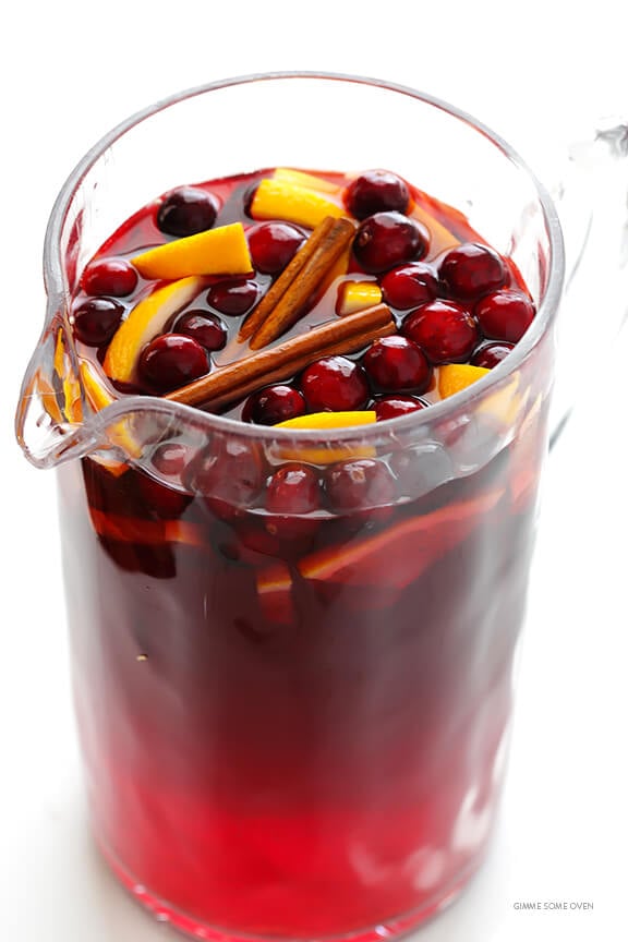 Sparkling Cranberry Orange Sangria Recipe -- quick and easy to make, and perfect for the holidays or any good party! | gimmesomeoven.com