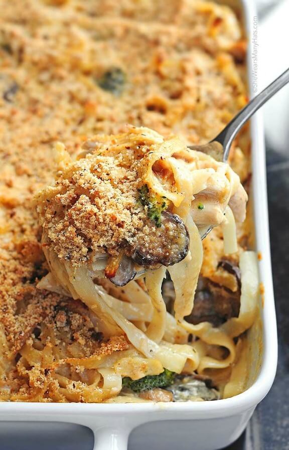 Turkey Tetrazzini | shewearsmanyhats.com