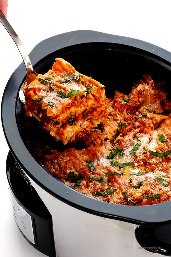 This Slow Cooker Lasagna recipe is easy to make in the crock pot, it takes just minutes to prep, and you can customize it with all of your favorite ingredients. | gimmesomeoven.com
