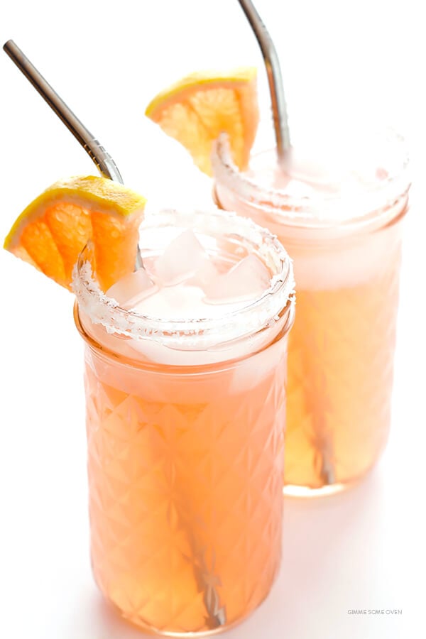 Grapefruit Margaritas -- so fresh and easy to make with just a few ingredients | gimmesomeoven.com