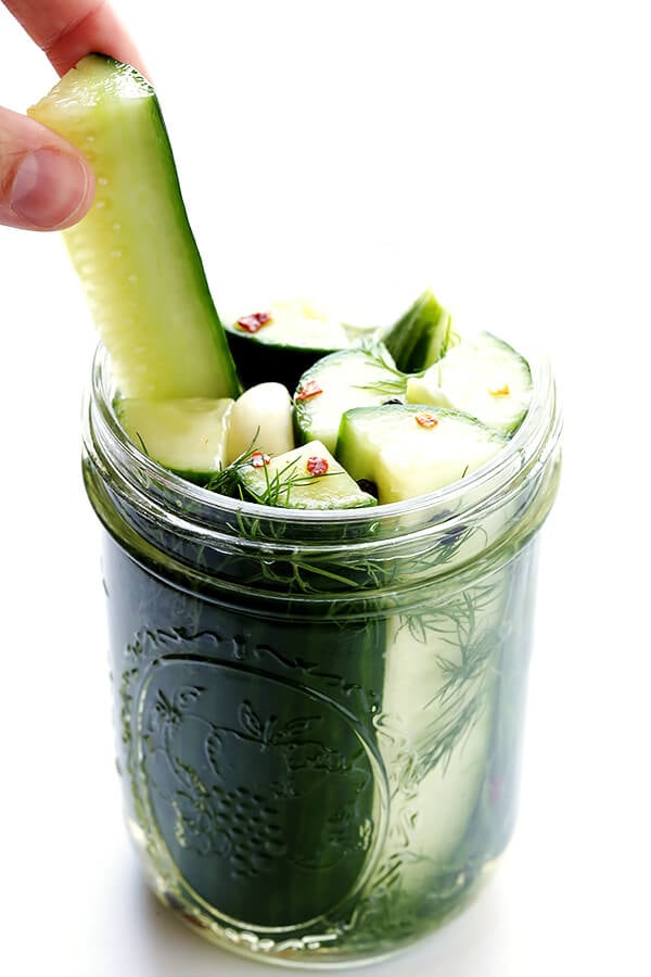 This yummy Refrigerator Pickles recipe is quick and easy to prep, and so healthy and flavorful! | gimmesomeoven.com