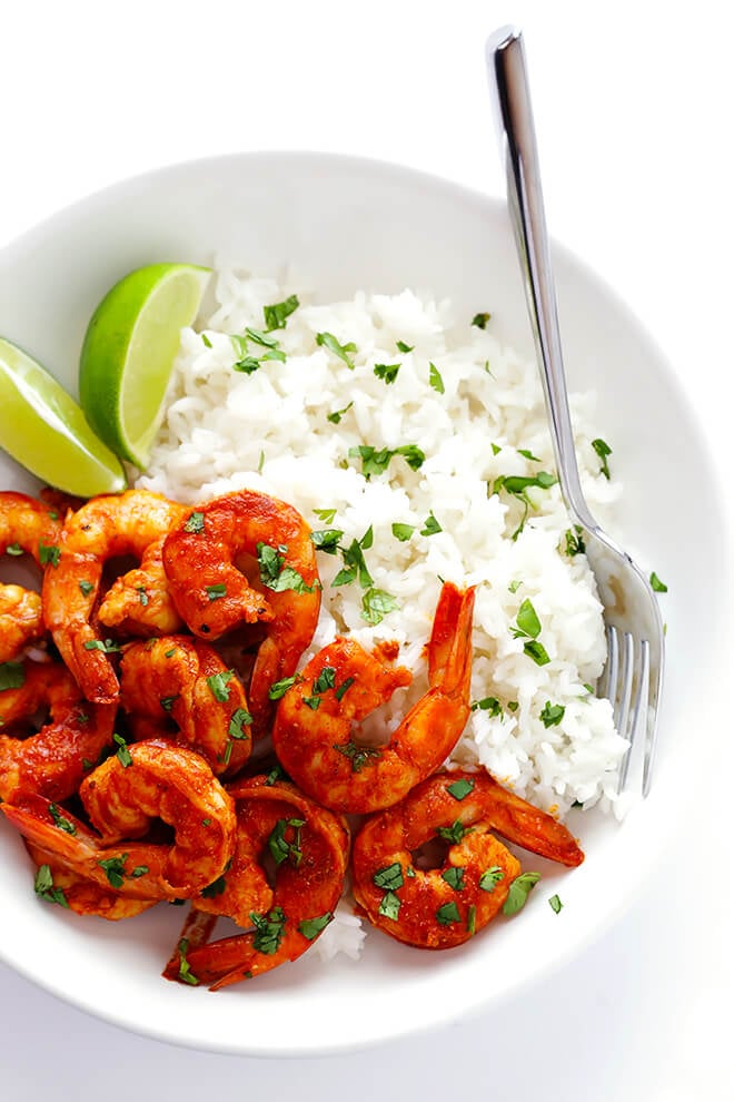 This Easy Peruvian Shrimp recipe takes less than 15 minutes to make, and it's full of delicious bold flavors that I absolutely love! | gimmesomeoven.com