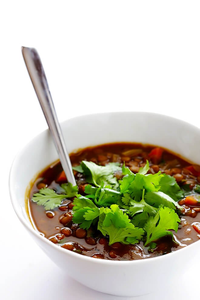 This Slow Cooker Curried Lentil Soup only takes about 10 minutes to prep, then let the crock-pot do the rest of the work to make this delicious, healthier vegetarian comfort food. | gimmesomeoven.com (Gluten-Free / Vegetarian / Vegan)