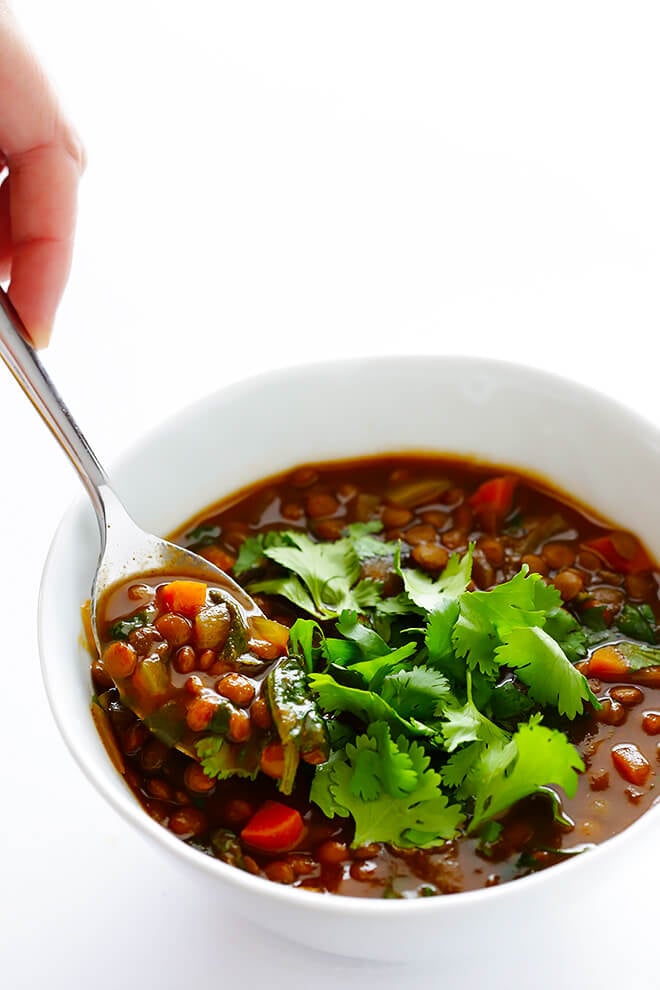 This Slow Cooker Curried Lentil Soup only takes about 10 minutes to prep, then let the crock-pot do the rest of the work to make this delicious, healthier vegetarian comfort food. | gimmesomeoven.com (Gluten-Free / Vegetarian / Vegan)