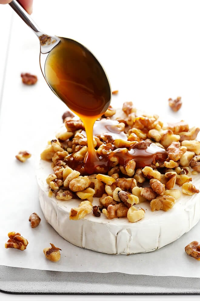 Baked Brie with Apples, Honey and Nuts - Del's cooking twist