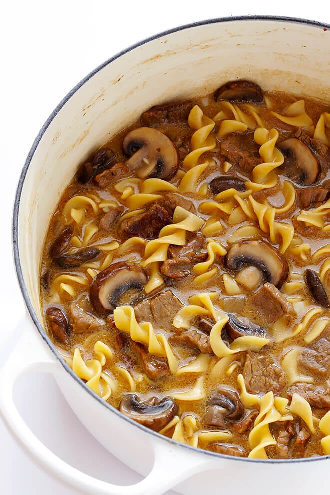 This Beef Stroganoff Soup recipe is easy to make, full of tender beef and noodles, and an absolutely delicious dinner! | gimmesomeoven.com