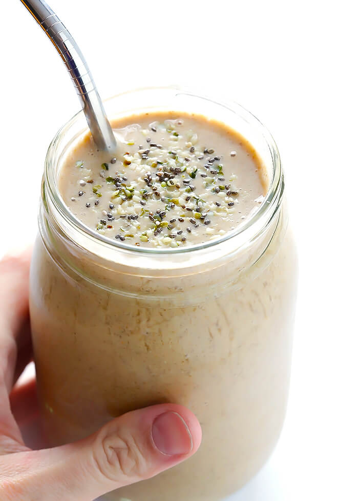 This Coffee Protein Smoothie recipe is SO yummy, and full of feel-good ingredients that'll add some good energy to your day. | gimmesomeoven.com