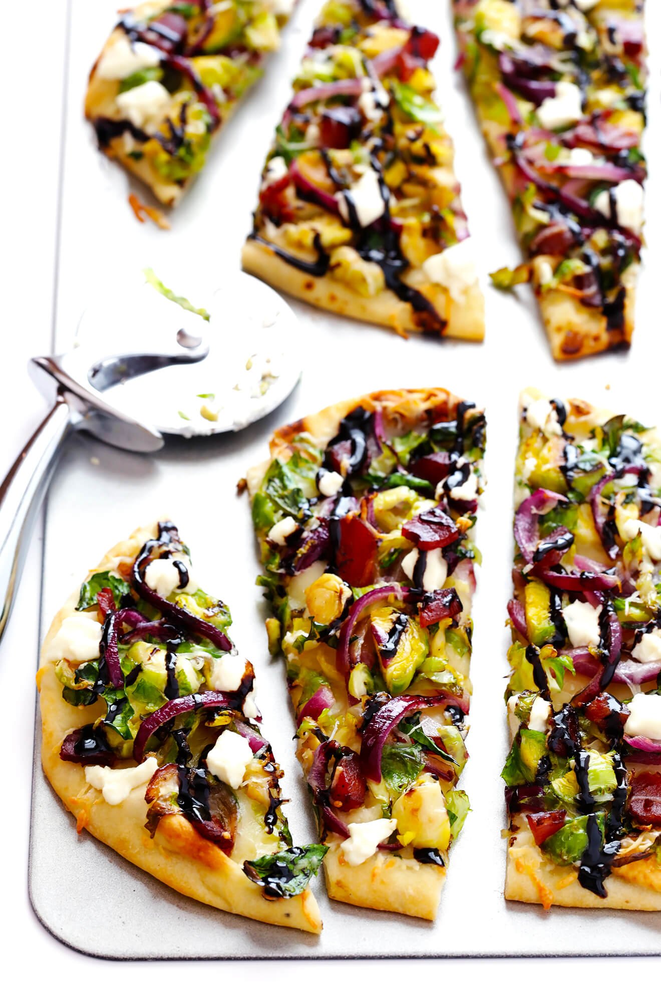 Brussels Sprouts and Bacon Flatbread Pizza | gimmesomeoven.com