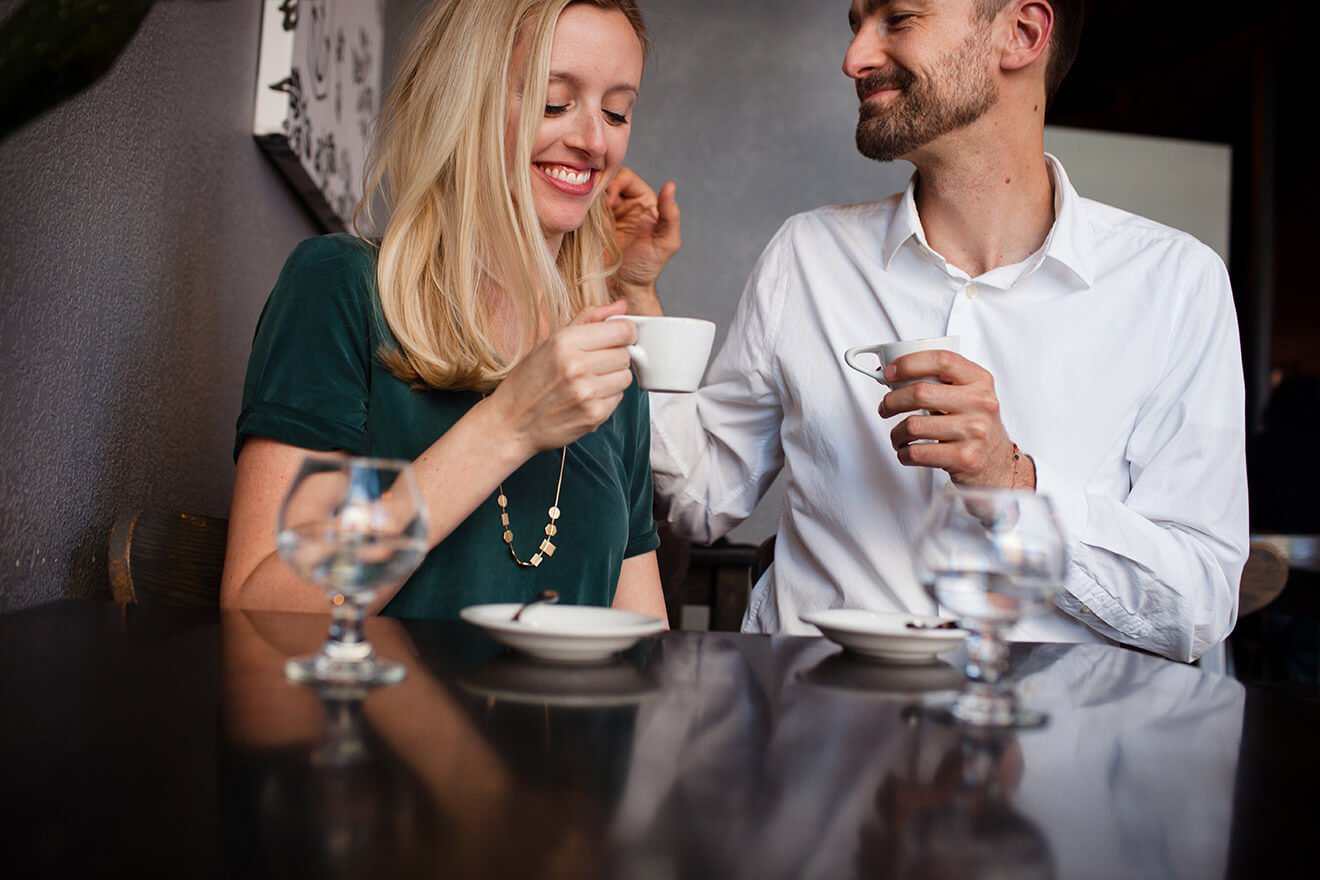 Barclay and Ali Martin Engagement Pictures in Kansas City (by Becca Spears Photography)