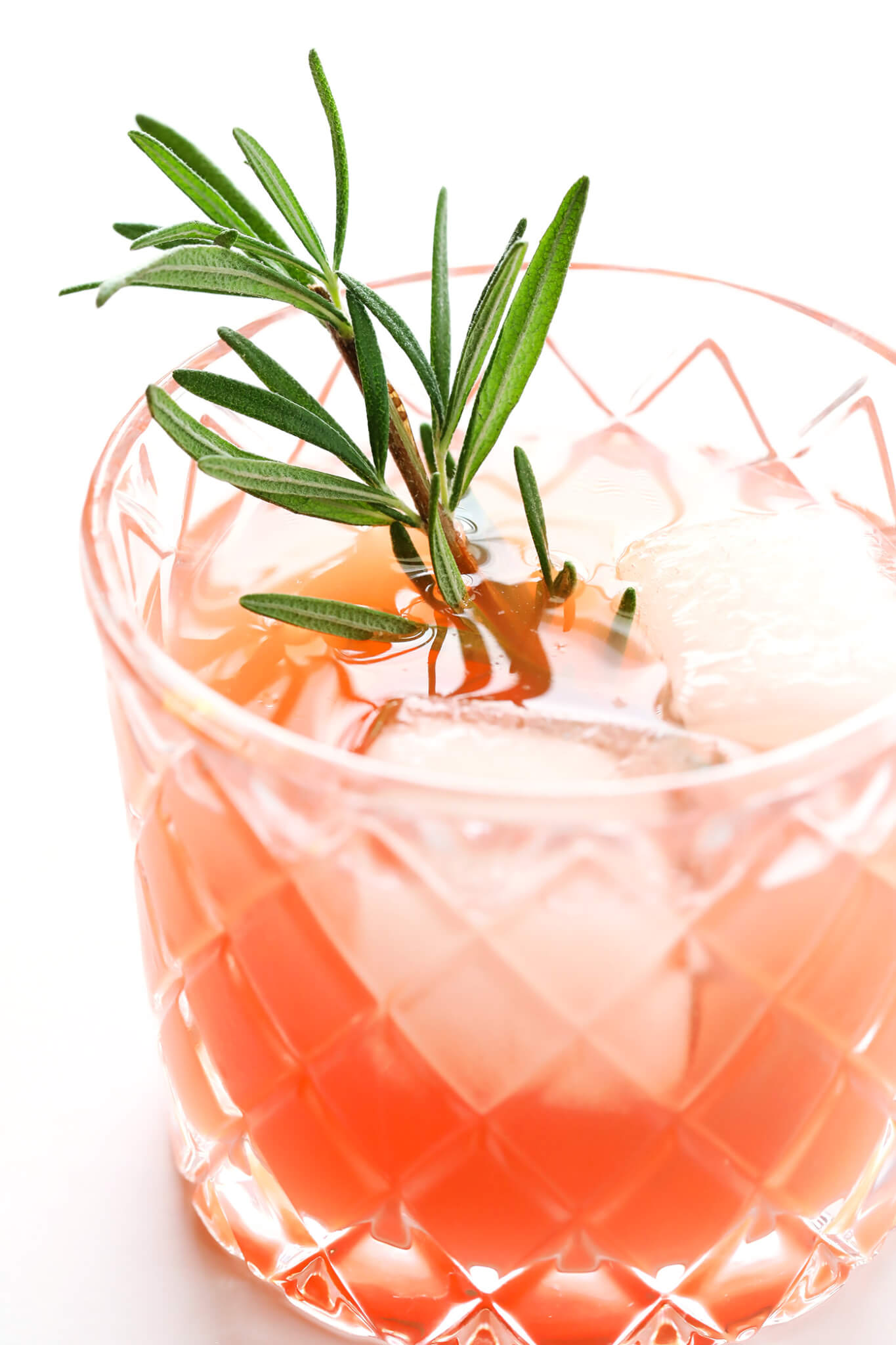 These refreshing 30-second cocktails are quick and easy to make, they're made with gin (or vodka), St. Germain (elderflower liqueur) and grapefruit juice, and garnished with a sprig of fresh rosemary.  They are classically known as the "Frenchie" or "Frenchy" cocktail -- so delicious!