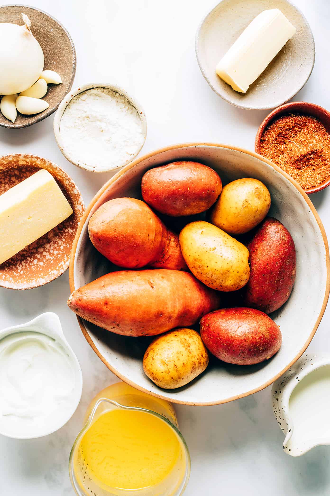 Ingredientes da sopa de três batatas