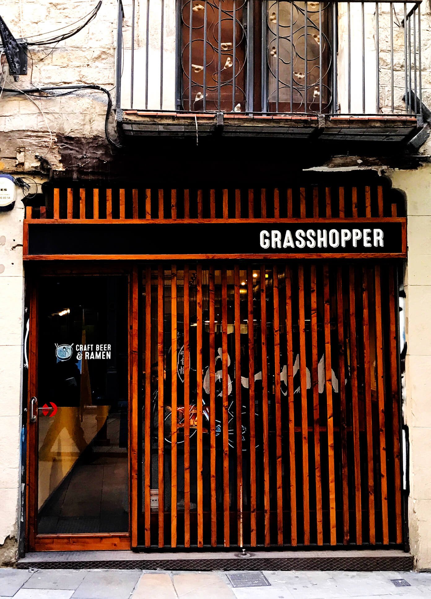 Grasshopper ramen bar | Gimme Some Barcelona Travel Guide