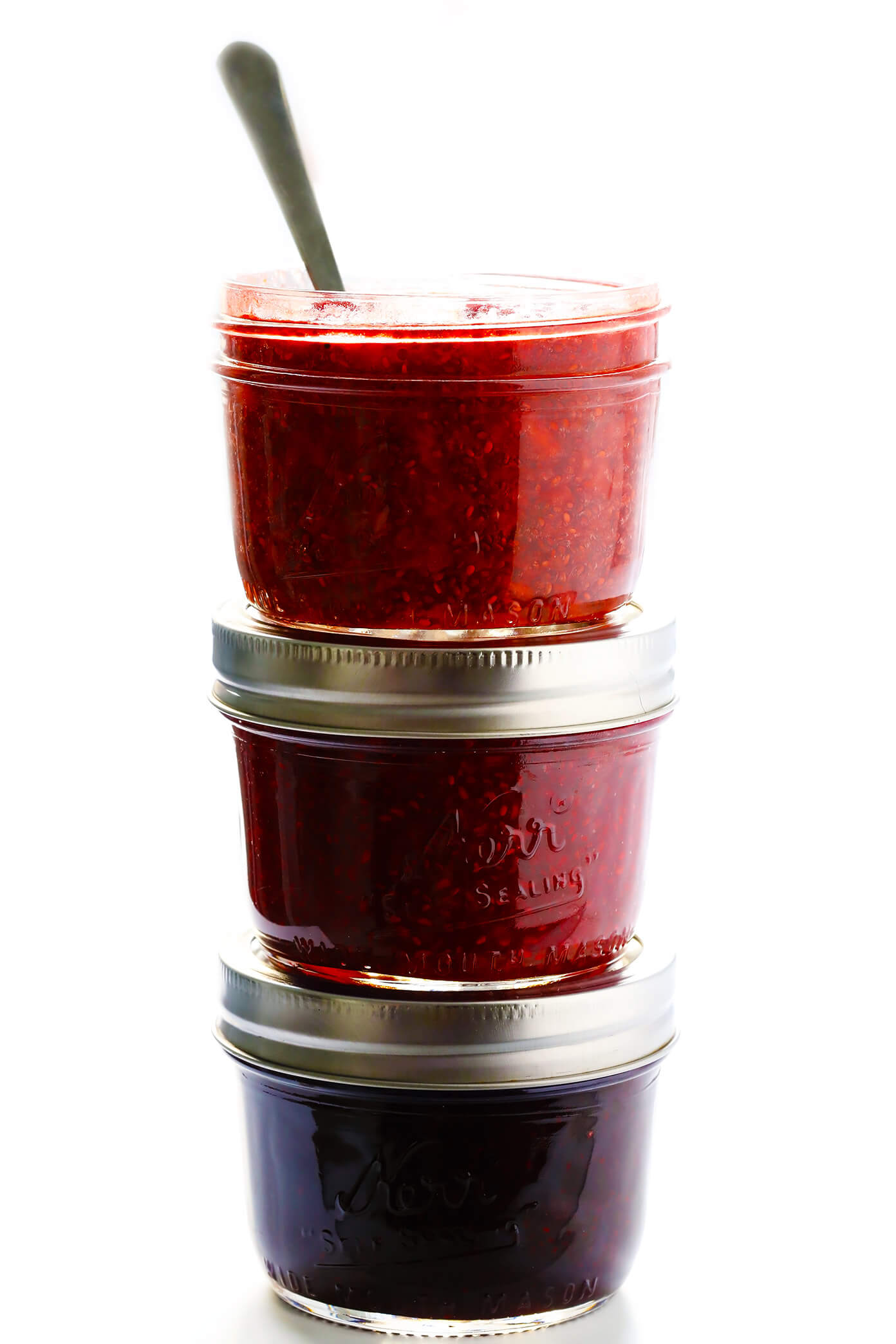 This 10-Minute Chia Seed Jam recipe is super easy to make, it's made with just 1 tablespoon of honey (instead of tons of added sugars!), it's perfect for breakfasts (toast, parfaits, etc.), sandwiches, cookies, and more, and it's SO delicious! Feel free to make it with your favorite juicy fruit (such as strawberry, blackberry, raspberry, peach, etc.). | Gimme Some Oven #chiajam #cleaneating #chiaseed #healthybreakfast