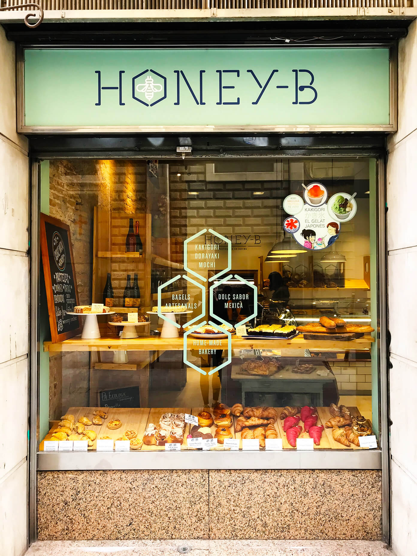 Honey-B-Barcelona | Gimme Some Barcelona Travel Guide